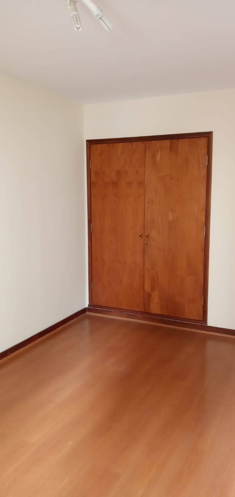 Apartamento para alugar com 2 quartos, 65m² - Foto 14