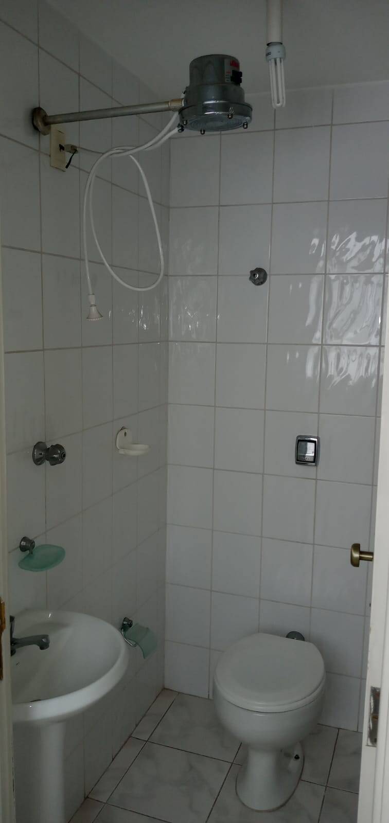 Apartamento para alugar com 2 quartos, 65m² - Foto 23