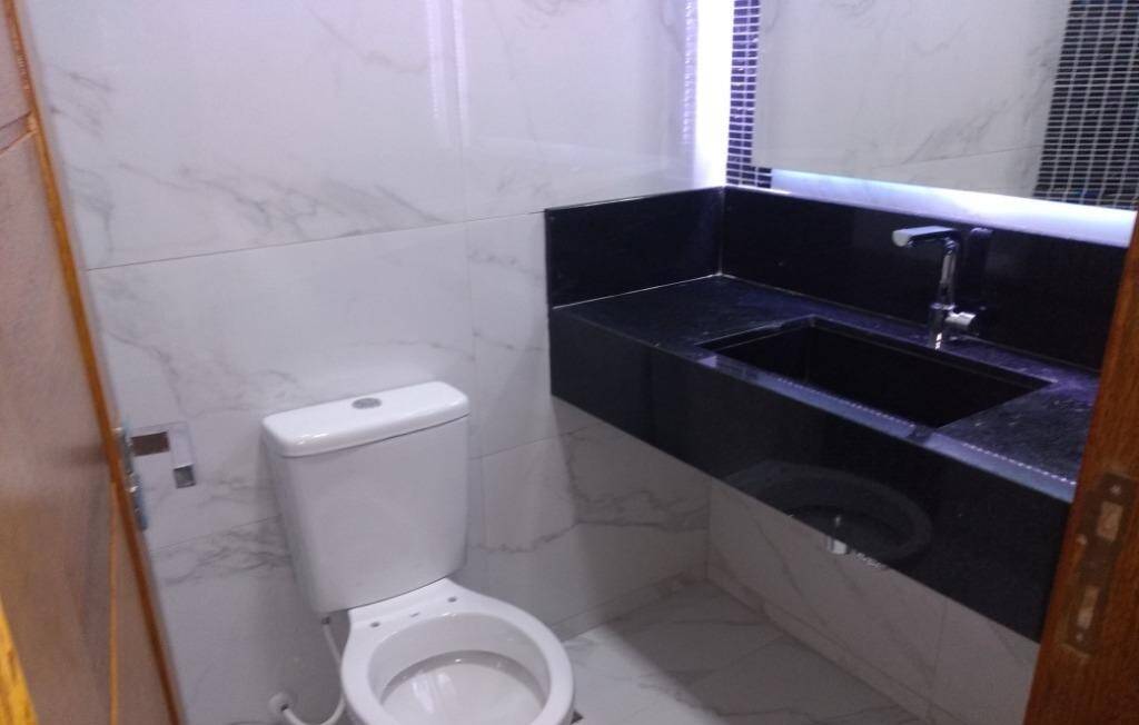 Sobrado à venda com 3 quartos, 170m² - Foto 2