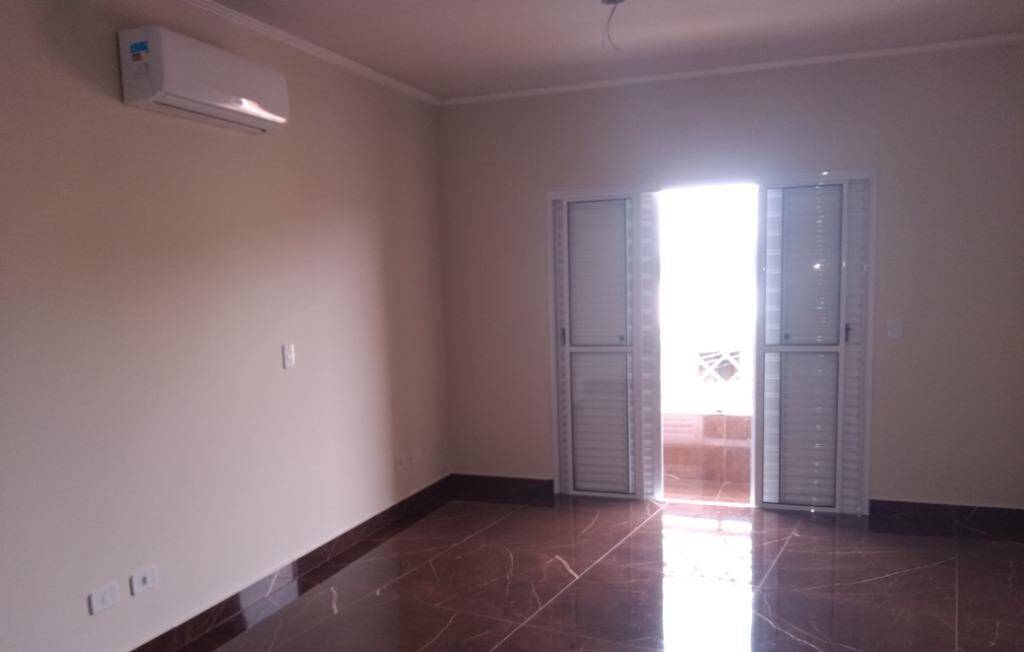 Sobrado à venda com 3 quartos, 170m² - Foto 3