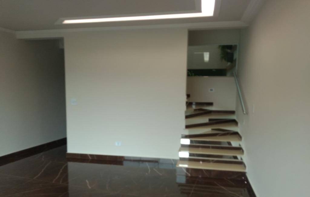 Sobrado à venda com 3 quartos, 170m² - Foto 17