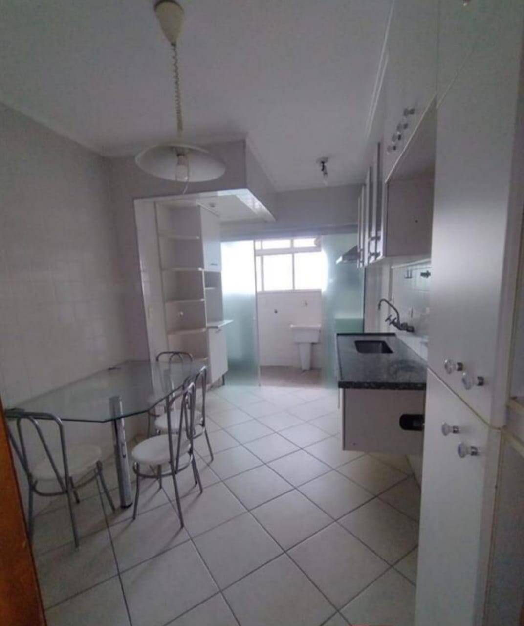 Apartamento para alugar com 3 quartos, 89m² - Foto 8