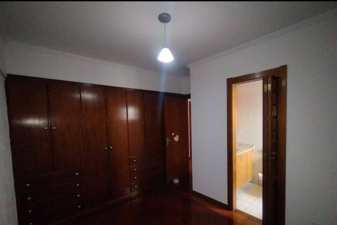 Apartamento para alugar com 3 quartos, 89m² - Foto 9