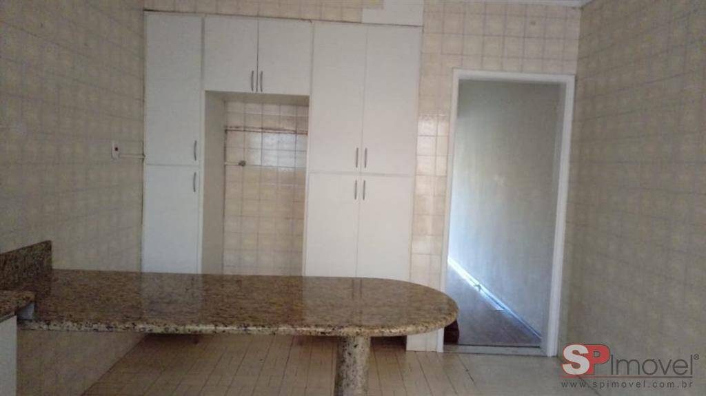 Sobrado à venda com 2 quartos, 125m² - Foto 4