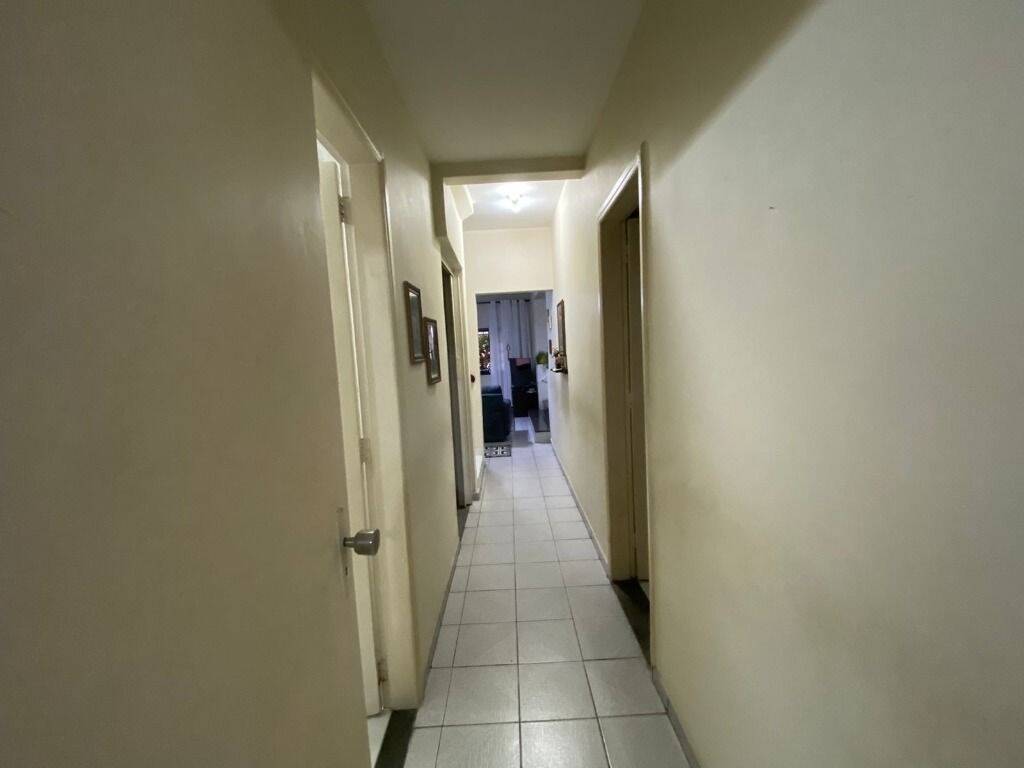 Sobrado à venda com 4 quartos, 200m² - Foto 4