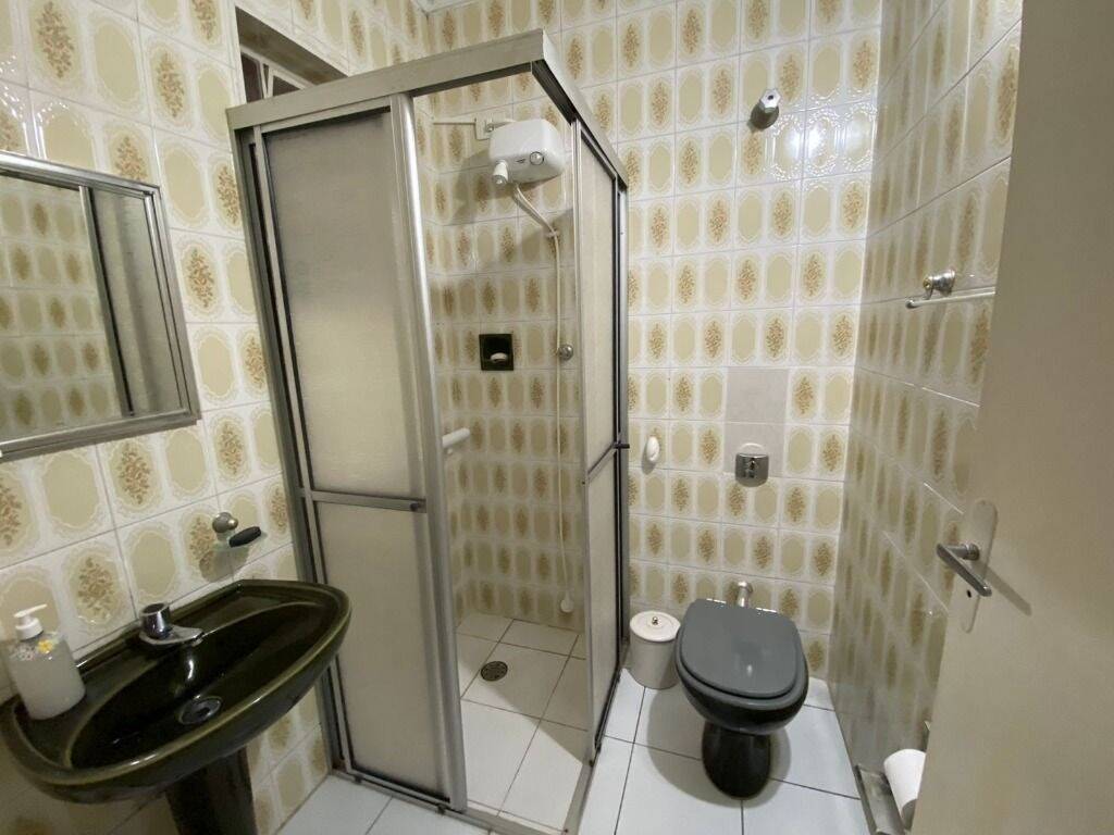 Sobrado à venda com 4 quartos, 200m² - Foto 5