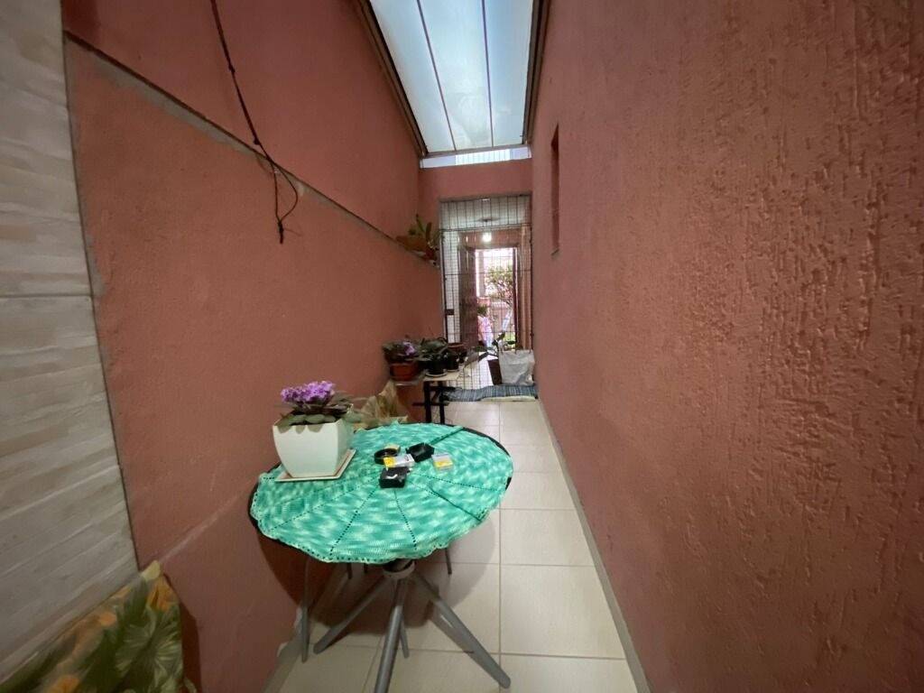 Sobrado à venda com 4 quartos, 200m² - Foto 7