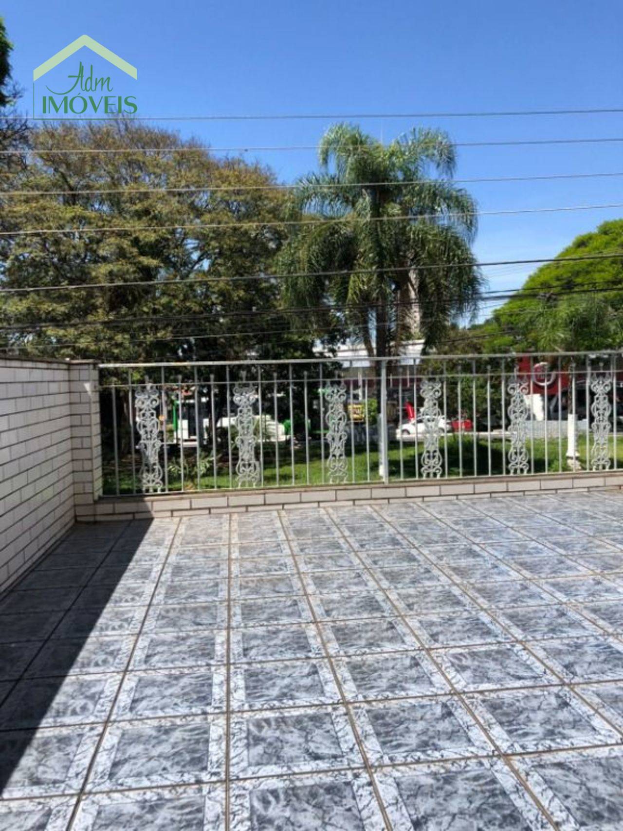 Sobrado à venda com 3 quartos, 125m² - Foto 1