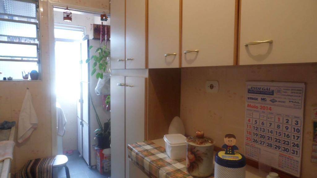 Apartamento à venda com 2 quartos, 99m² - Foto 4