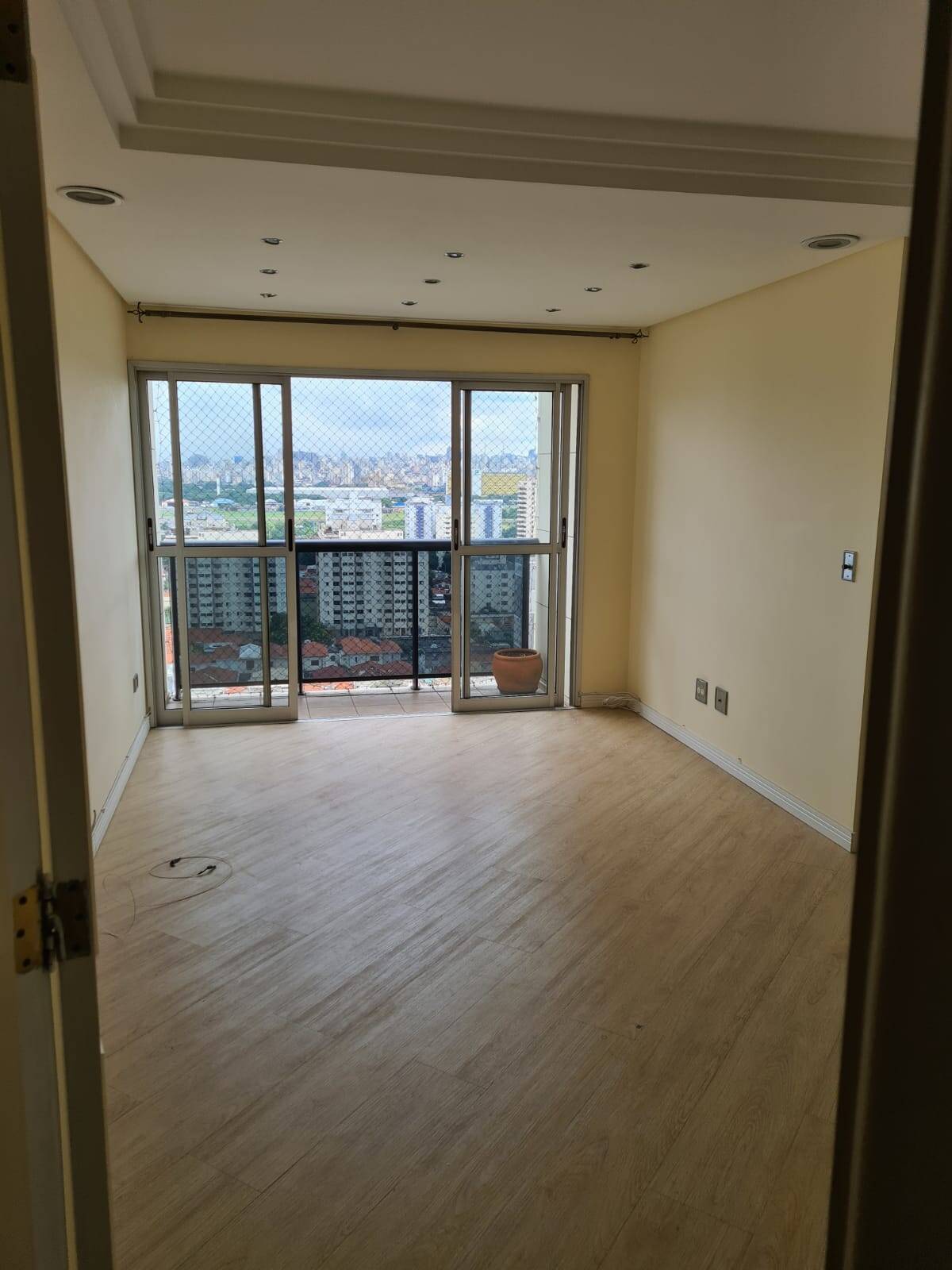 Apartamento à venda com 3 quartos, 97m² - Foto 7