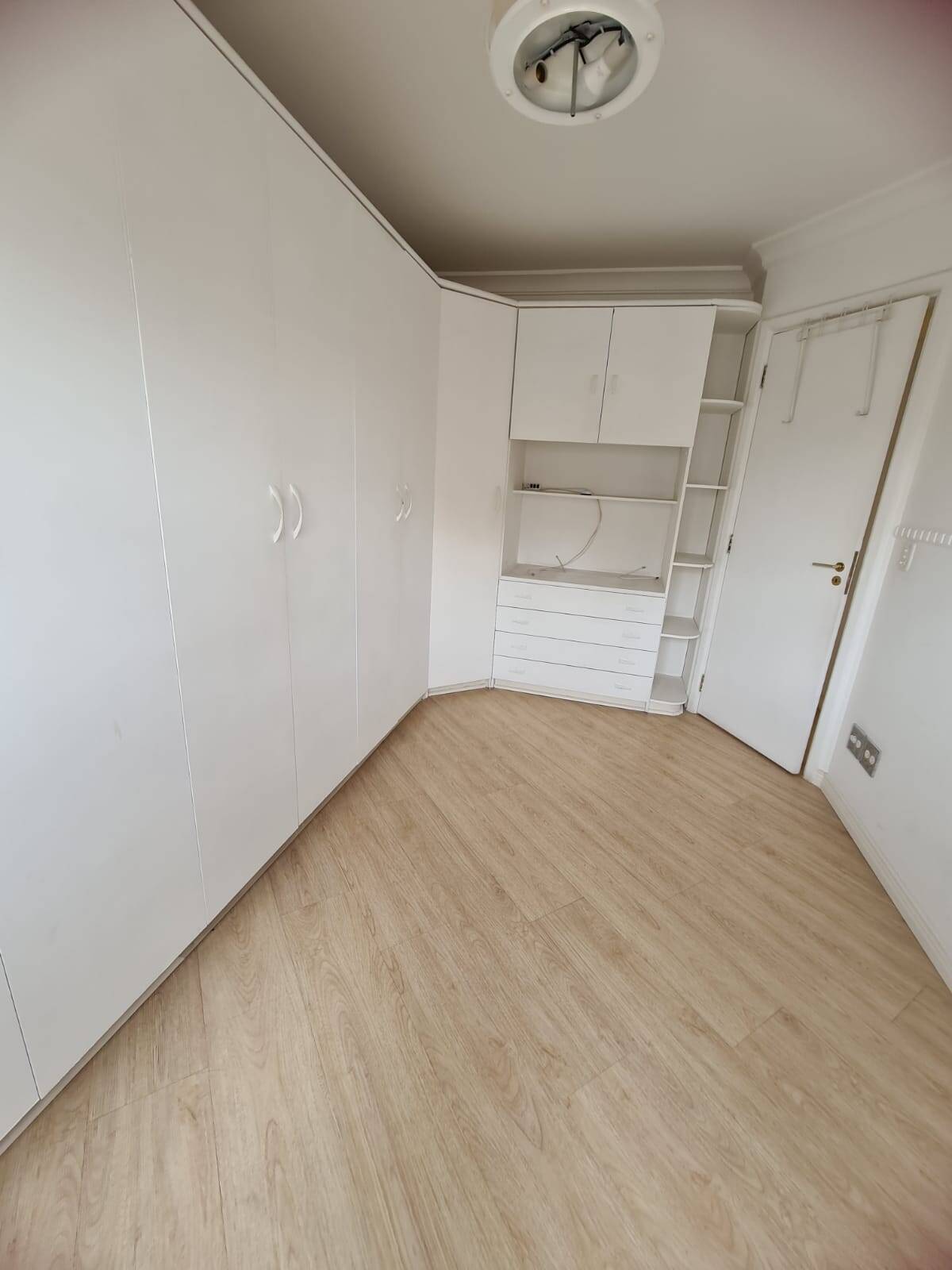 Apartamento à venda com 3 quartos, 97m² - Foto 24