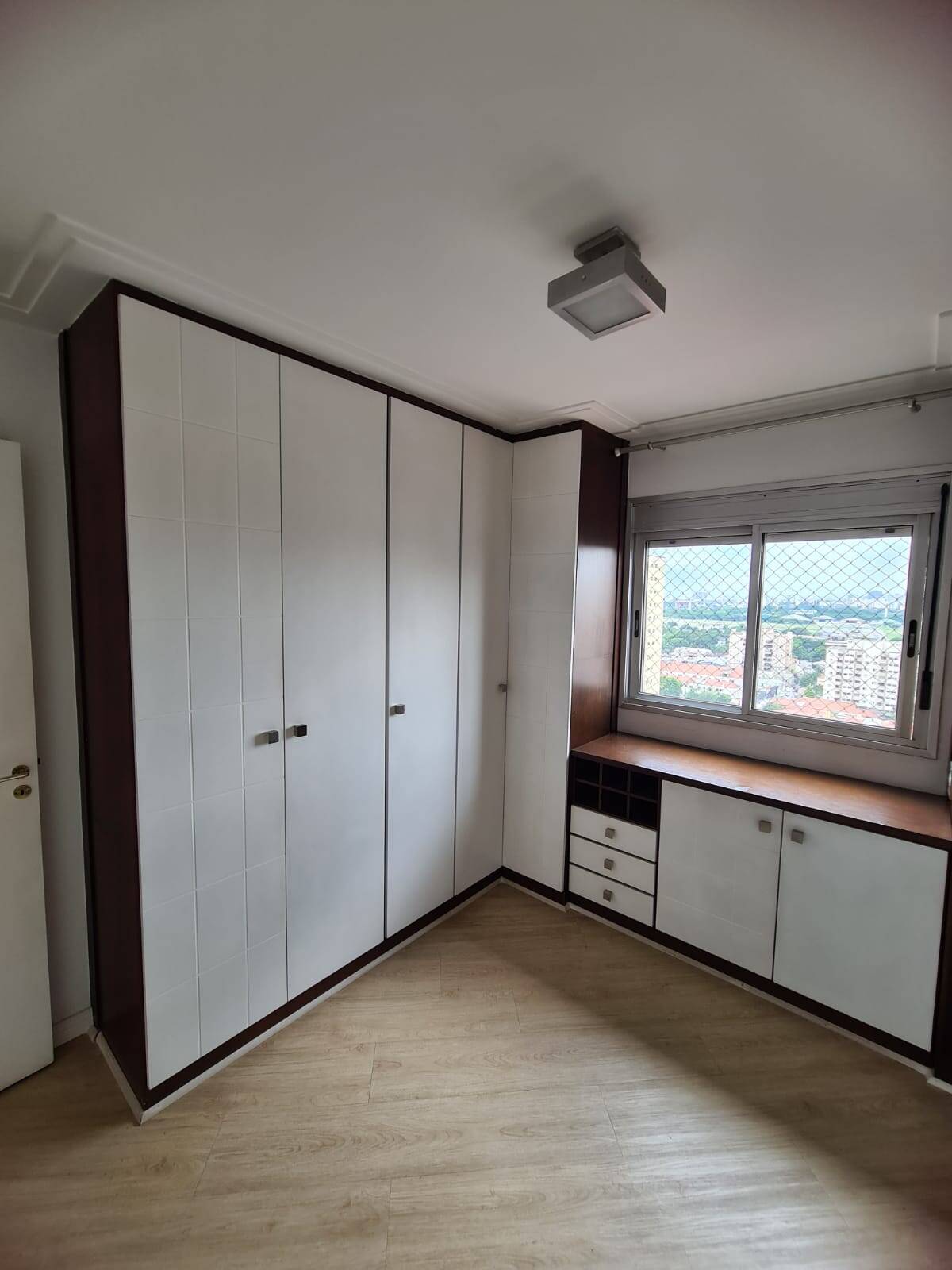 Apartamento à venda com 3 quartos, 97m² - Foto 27