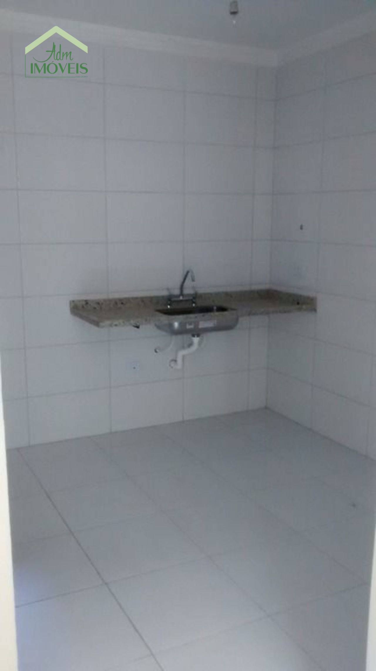 Sobrado à venda com 2 quartos, 60m² - Foto 4