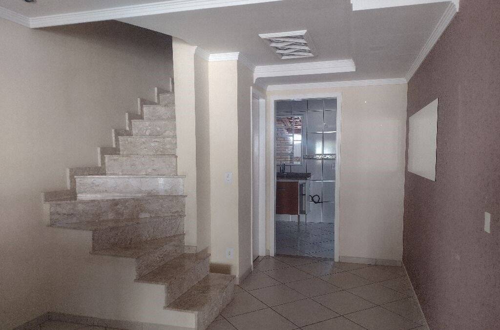 Sobrado à venda com 2 quartos, 70m² - Foto 18