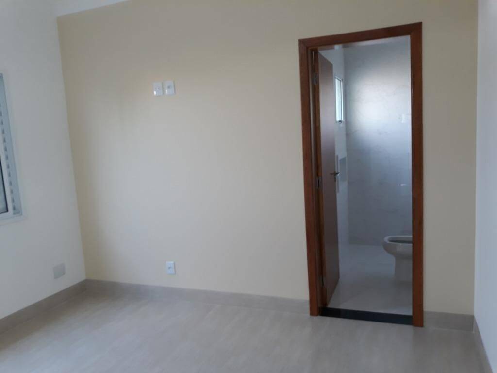 Sobrado à venda com 3 quartos, 150m² - Foto 26