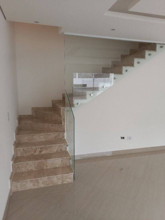 Sobrado à venda com 3 quartos, 250m² - Foto 17