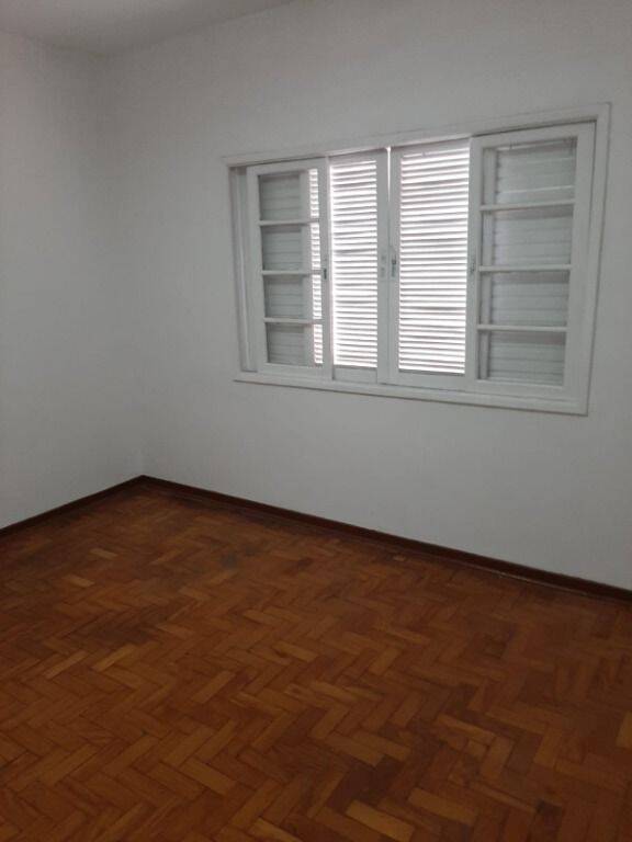 Sobrado para alugar com 6 quartos, 250m² - Foto 8