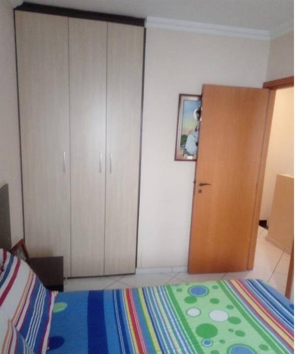 Sobrado à venda com 3 quartos, 100m² - Foto 3