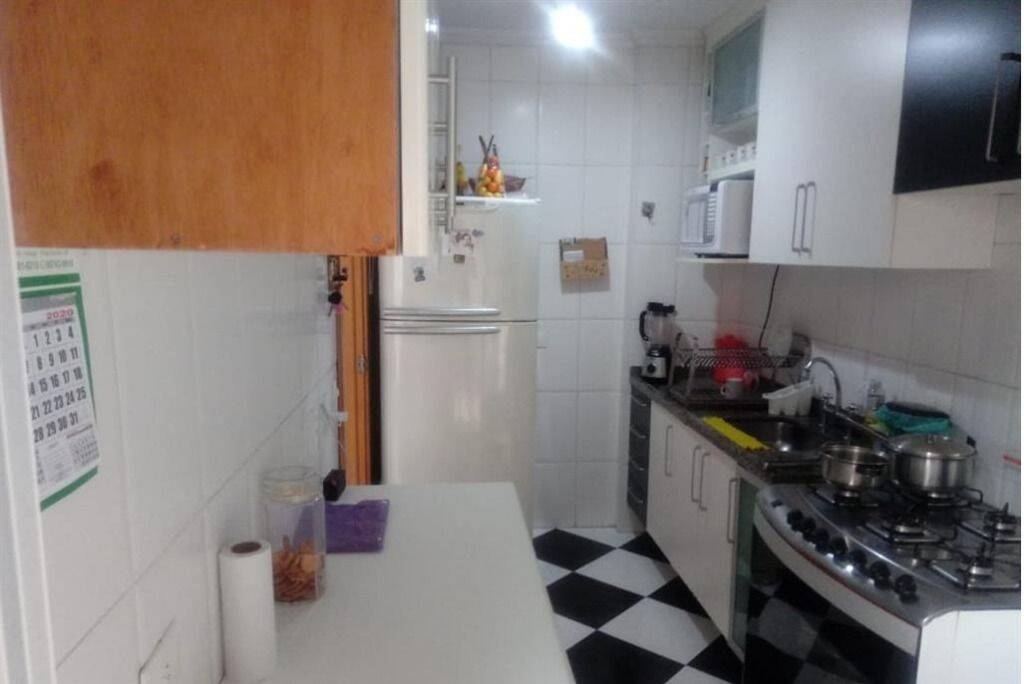 Sobrado à venda com 3 quartos, 100m² - Foto 1