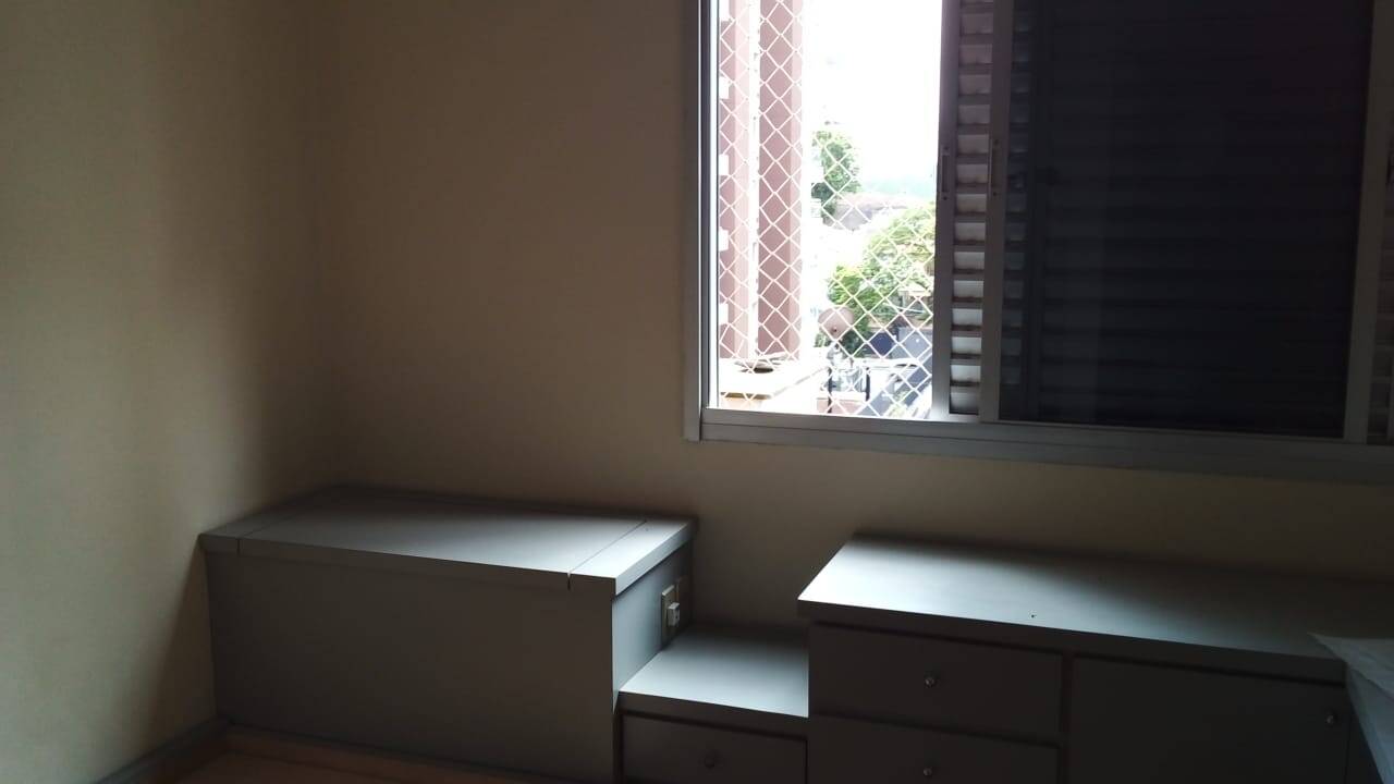 Apartamento para alugar com 3 quartos, 105m² - Foto 8