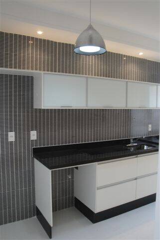 Apartamento à venda com 3 quartos, 94m² - Foto 8