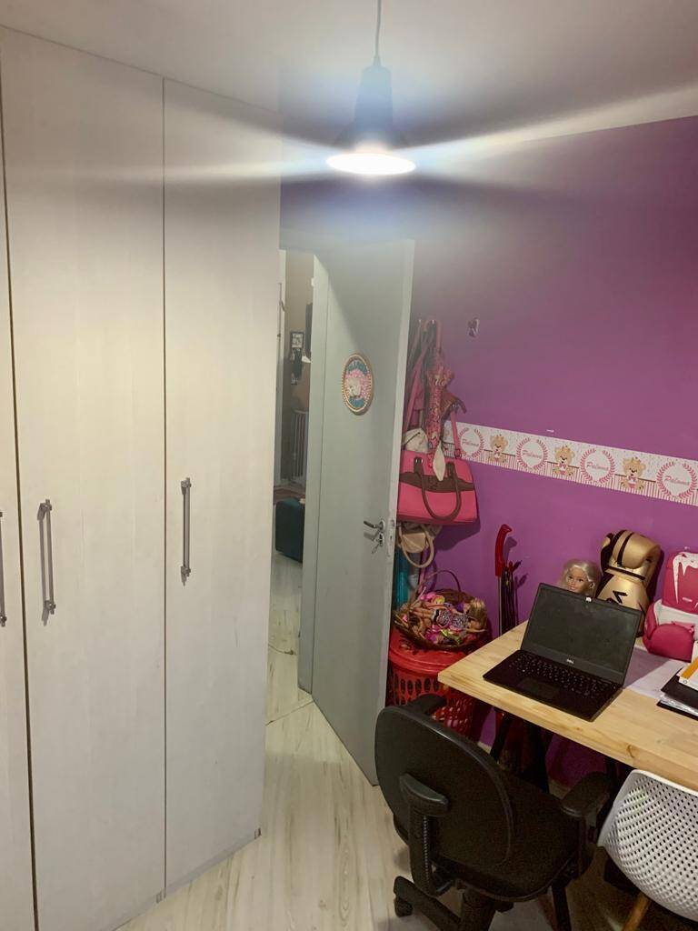 Apartamento à venda com 3 quartos, 50m² - Foto 3