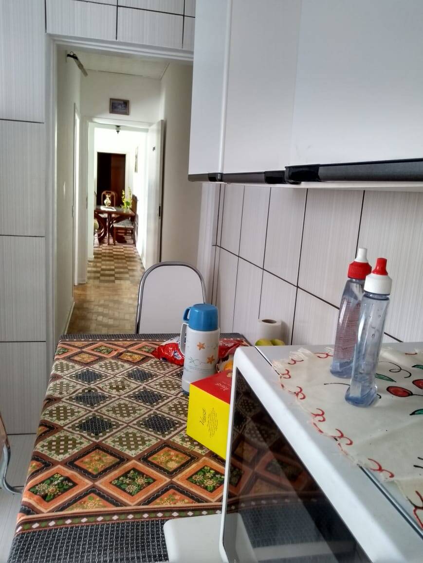 Casa à venda com 5 quartos, 200m² - Foto 8