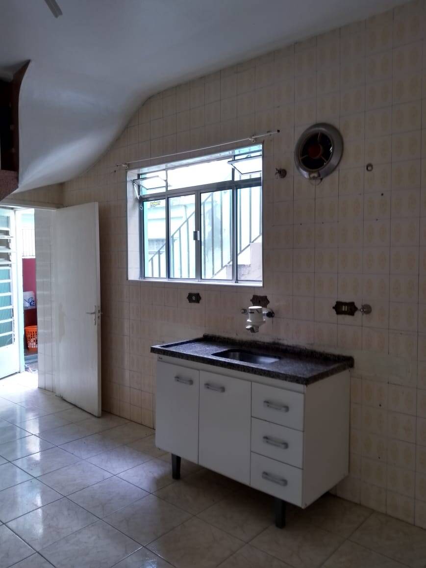 Casa à venda com 5 quartos, 200m² - Foto 23