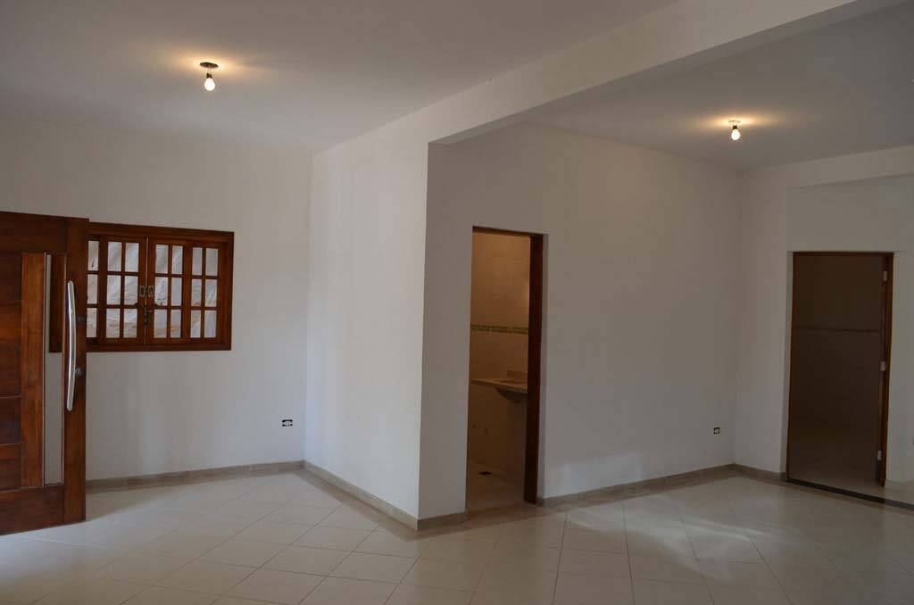 Casa à venda com 3 quartos, 180m² - Foto 9