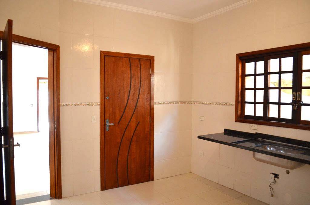 Casa à venda com 3 quartos, 180m² - Foto 20