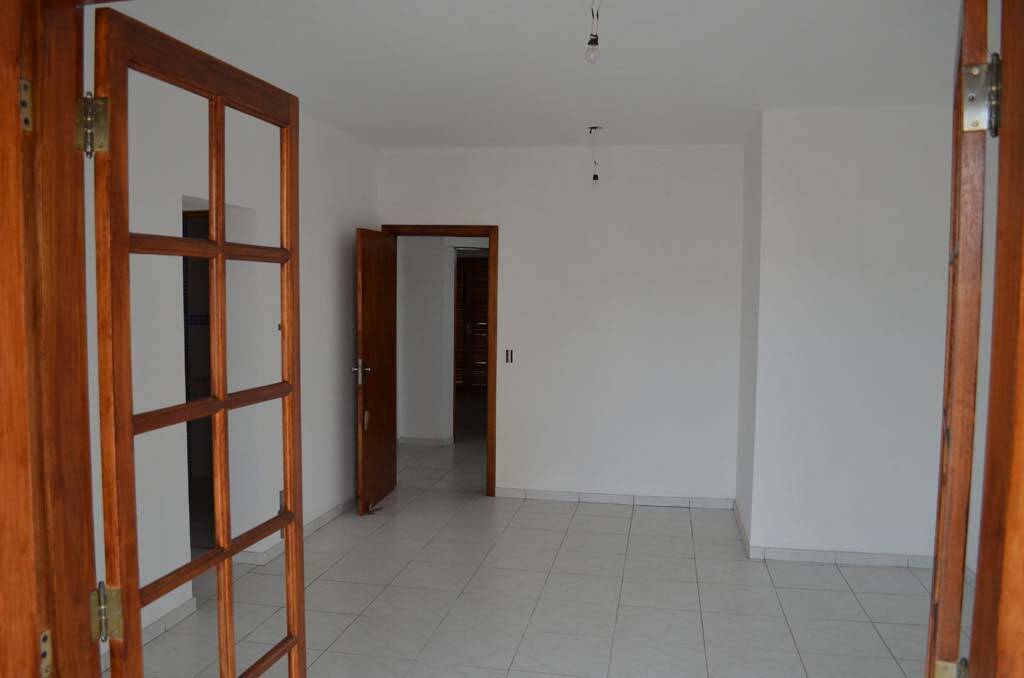 Casa à venda com 3 quartos, 180m² - Foto 31