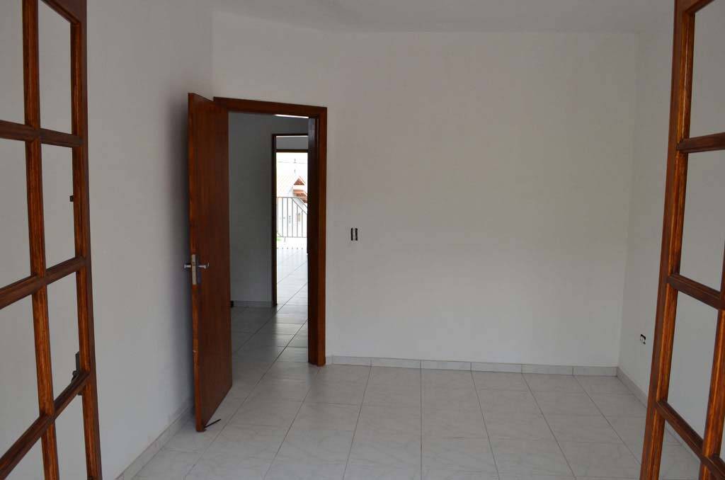 Casa à venda com 3 quartos, 180m² - Foto 41