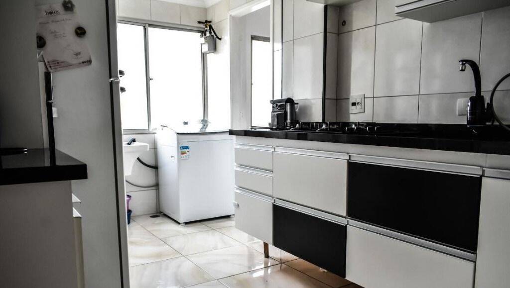 Apartamento à venda com 2 quartos, 70m² - Foto 1