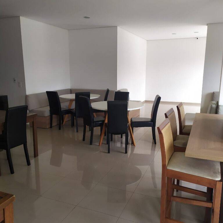 Apartamento à venda com 2 quartos, 56m² - Foto 17