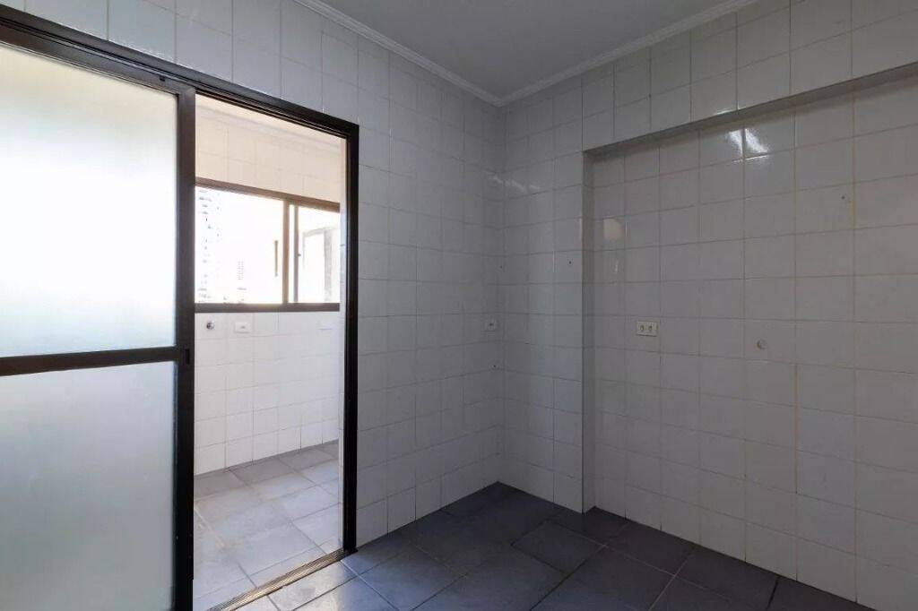 Apartamento para alugar com 3 quartos, 83m² - Foto 6