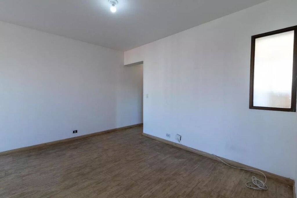 Apartamento para alugar com 3 quartos, 83m² - Foto 12