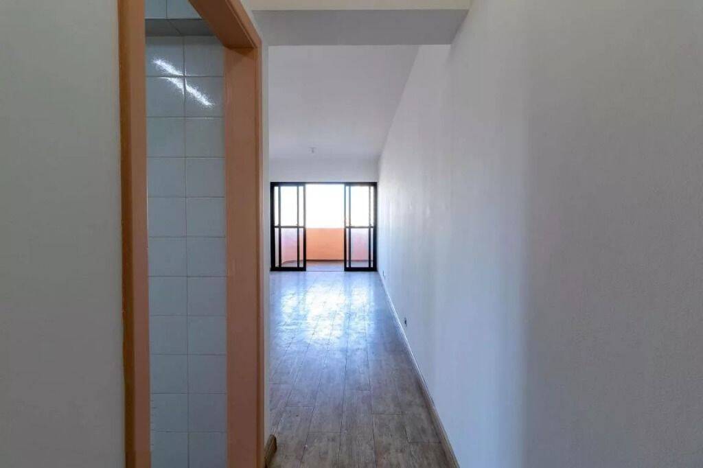 Apartamento para alugar com 3 quartos, 83m² - Foto 17