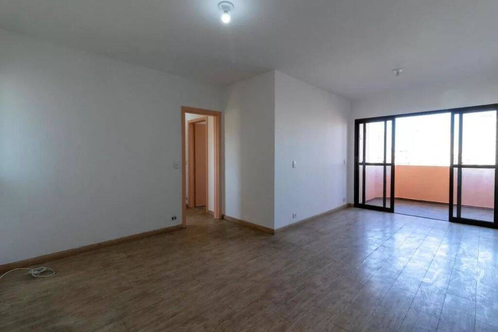 Apartamento para alugar com 3 quartos, 83m² - Foto 35