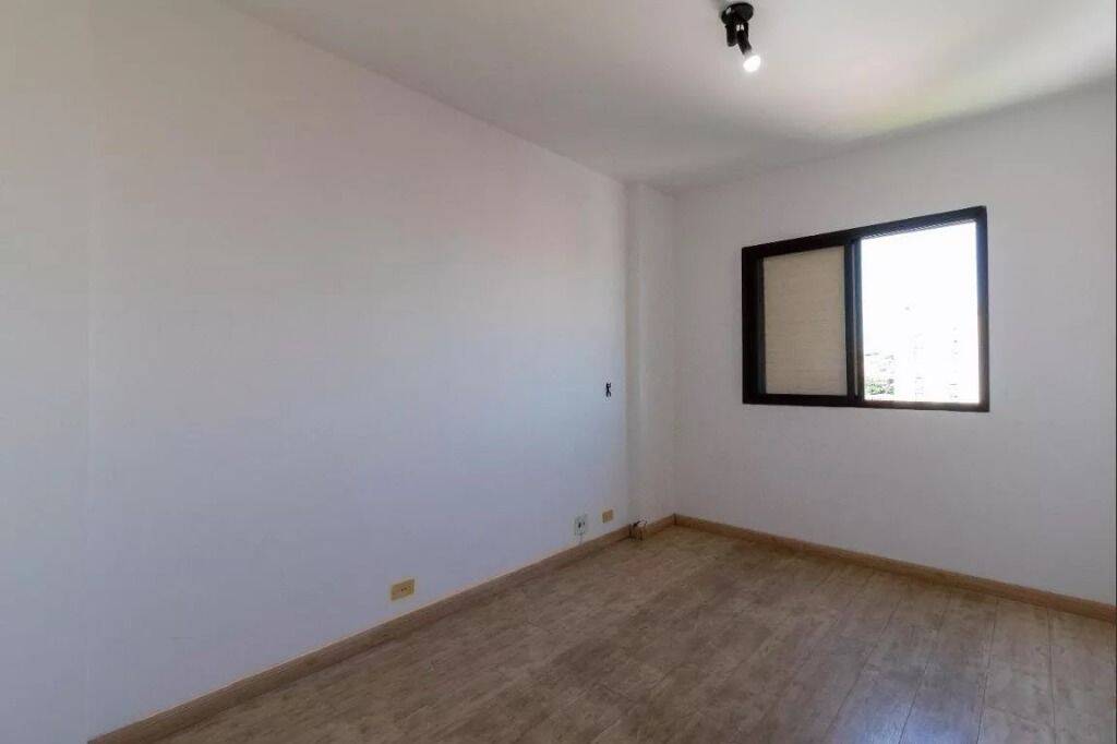 Apartamento para alugar com 3 quartos, 83m² - Foto 36