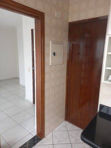 Apartamento para alugar com 2 quartos, 62m² - Foto 3