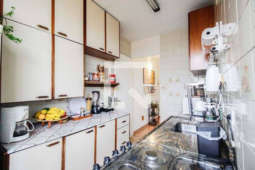 Apartamento à venda com 2 quartos, 44m² - Foto 2