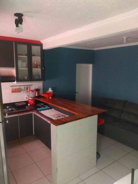 Casa à venda com 3 quartos, 200m² - Foto 2