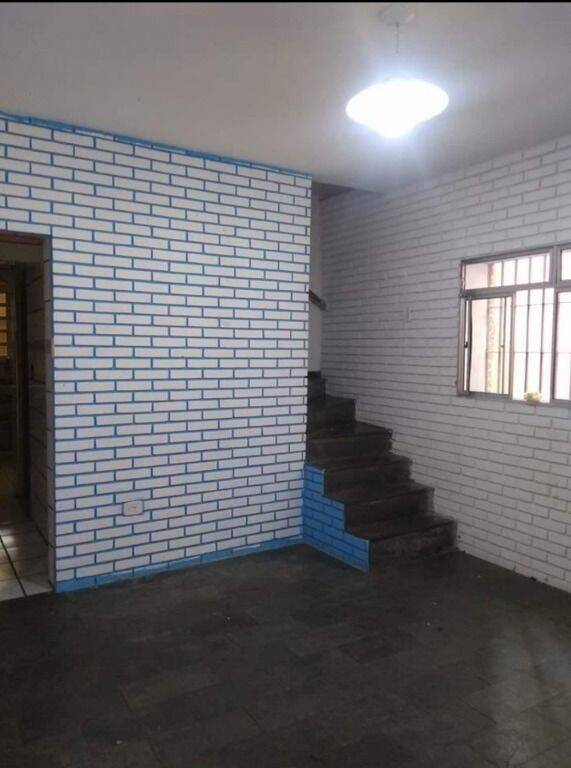 Sobrado à venda com 3 quartos, 220m² - Foto 13