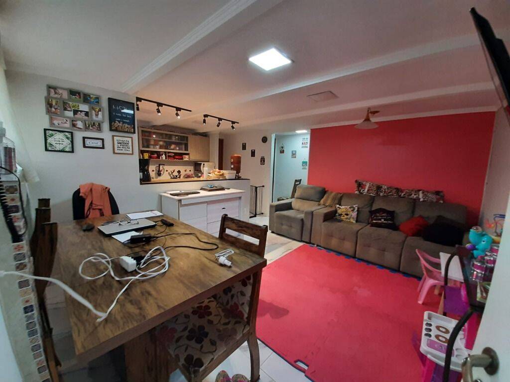 Apartamento à venda com 3 quartos, 60m² - Foto 1