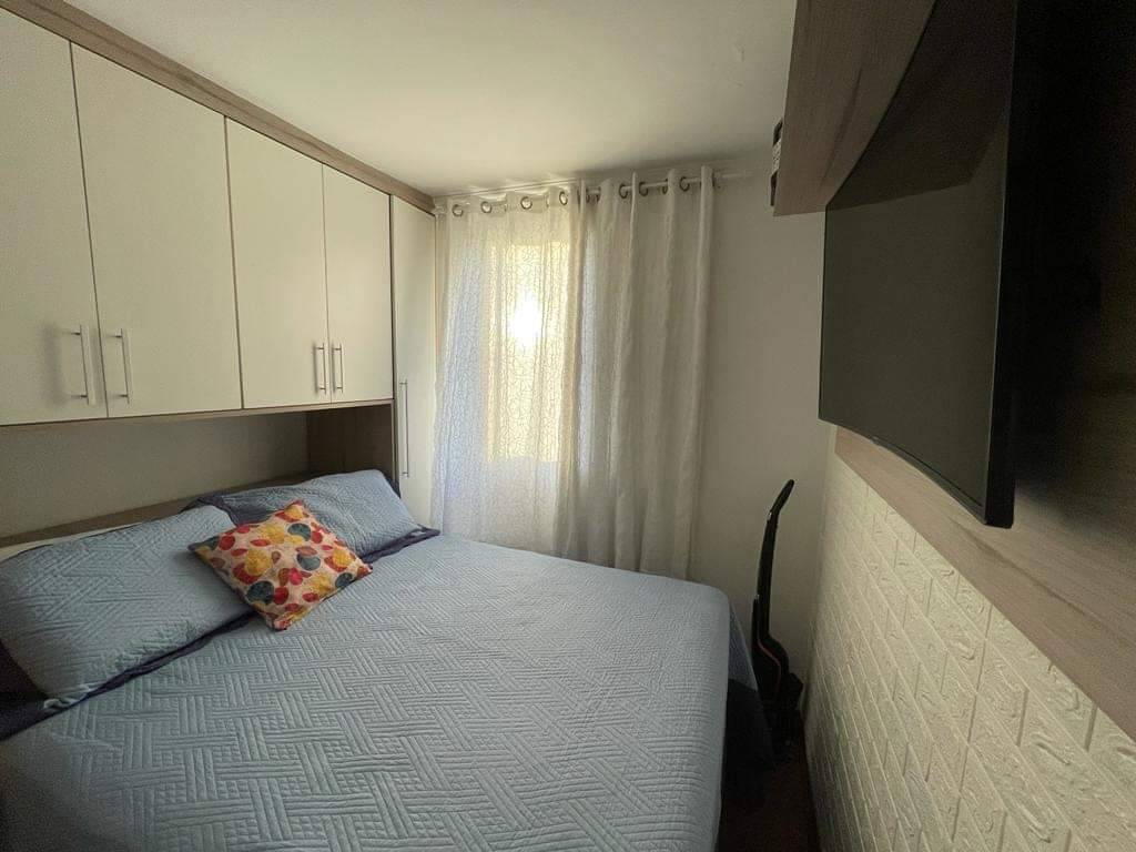 Apartamento à venda com 2 quartos, 50m² - Foto 2