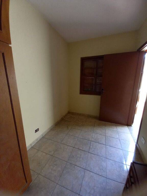 Sobrado à venda com 3 quartos, 150m² - Foto 17