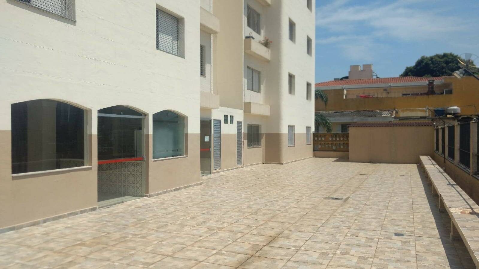 Apartamento à venda com 2 quartos, 63m² - Foto 1