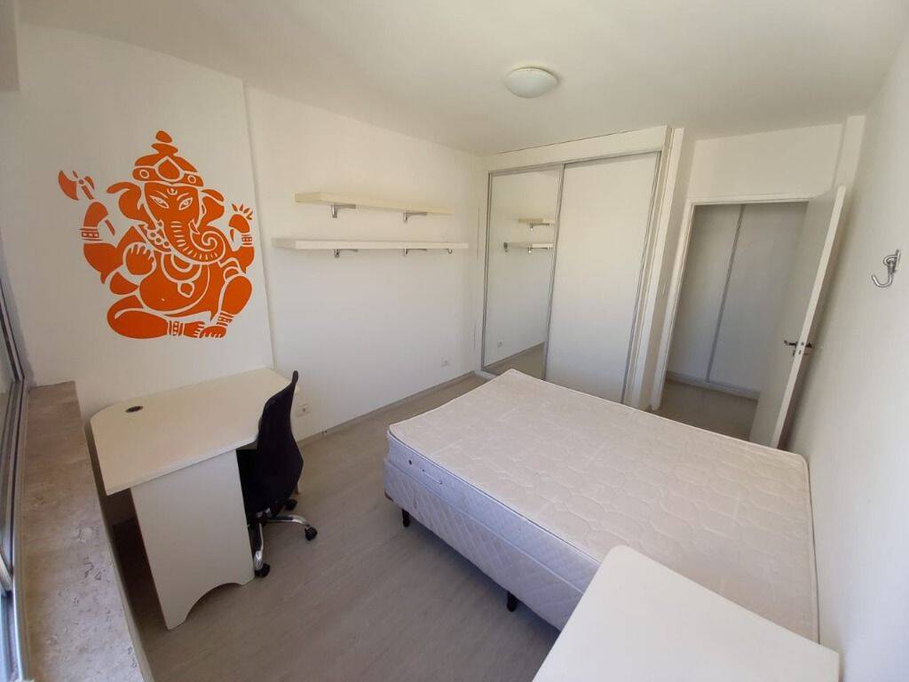 Apartamento para alugar com 4 quartos, 130m² - Foto 9