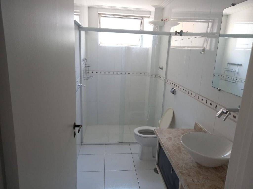 Apartamento para alugar com 4 quartos, 130m² - Foto 10