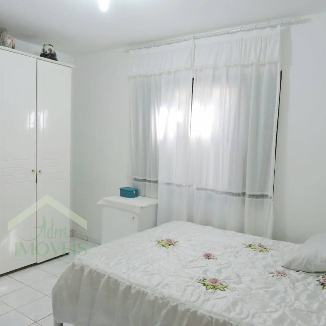 Casa à venda com 2 quartos, 96m² - Foto 3